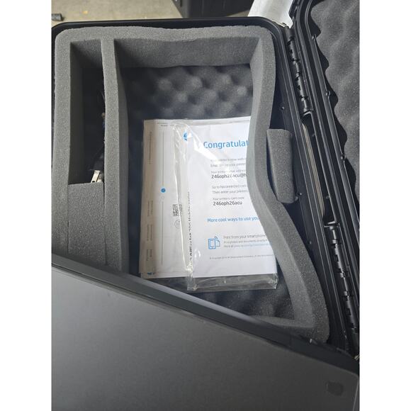 HP OfficeJet 200 Mobile Inkjet Printer Travel Bundle w/Protective Carry Case - Picture 4 of 6